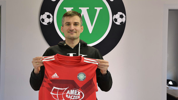Transfer #7: Rafał Kujawa dalej będzie grał w GKS Wikielec!